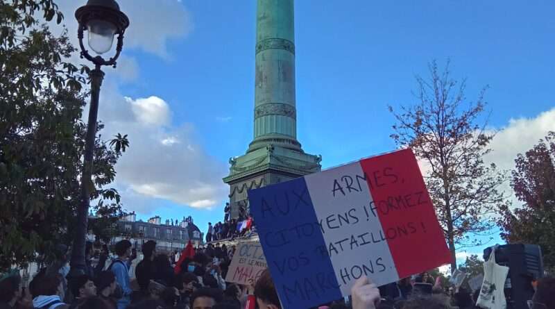 Long live the student revolution in France!